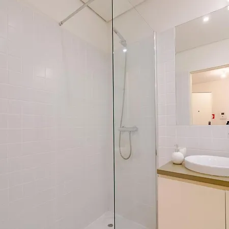 For 2 Guests In Apartment